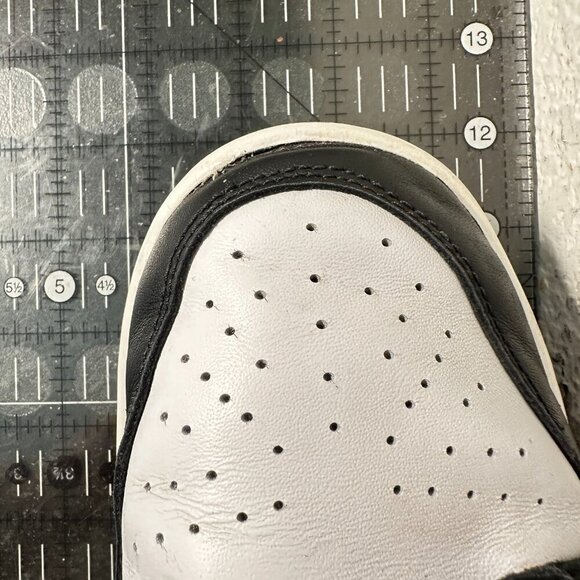 Nike Dunk Low Top Men Size 10 DD1391-100 Black White Panda Training Shoes - Picture 11 of 11